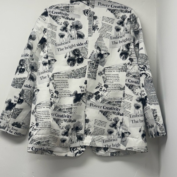 Desigual NWT Black and White Artistic Blazer - Picture 3 of 8